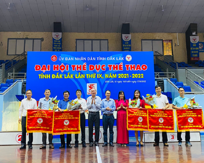 Ea hleo dat giai nhi toan doan 1